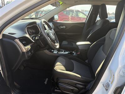 2016 Jeep Cherokee Sport   - Photo 11 - South Sioux City, NE 68776