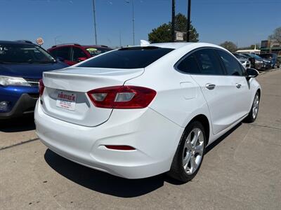 2017 Chevrolet Cruze Premier Auto   - Photo 5 - South Sioux City, NE 68776