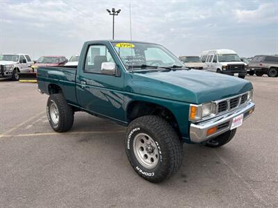 1996 Nissan Truck XE   - Photo 10 - South Sioux City, NE 68776