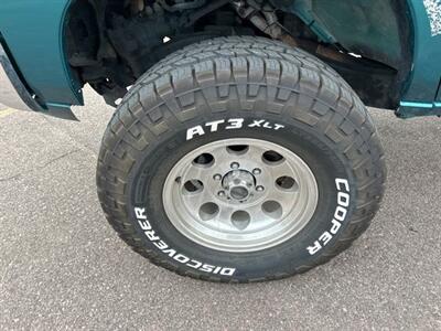 1996 Nissan Truck XE   - Photo 16 - South Sioux City, NE 68776