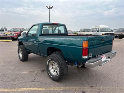 1996 Nissan Truck XE   - Photo 4 - South Sioux City, NE 68776