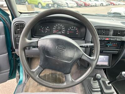 1996 Nissan Truck XE   - Photo 22 - South Sioux City, NE 68776