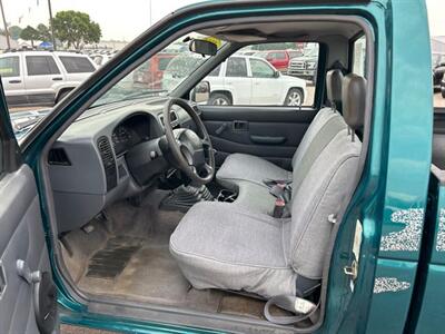 1996 Nissan Truck XE   - Photo 17 - South Sioux City, NE 68776
