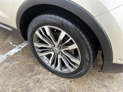 2017 Ford Explorer Platinum   - Photo 10 - South Sioux City, NE 68776