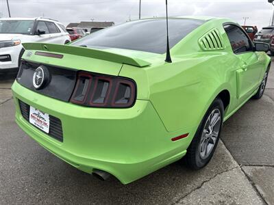 2014 Ford Mustang V6 Premium - Photo 7 - South Sioux City, NE 68776