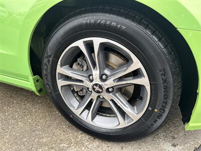 2014 Ford Mustang V6 Premium - Photo 13 - South Sioux City, NE 68776