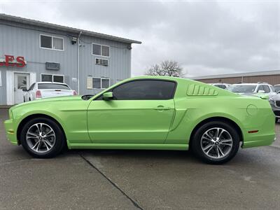 2014 Ford Mustang V6 Premium - Photo 3 - South Sioux City, NE 68776