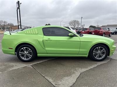2014 Ford Mustang V6 Premium - Photo 9 - South Sioux City, NE 68776