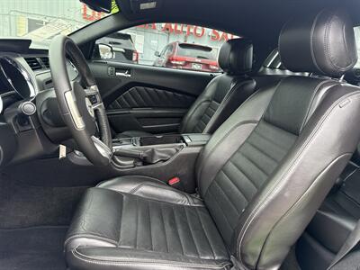 2014 Ford Mustang V6 Premium - Photo 14 - South Sioux City, NE 68776