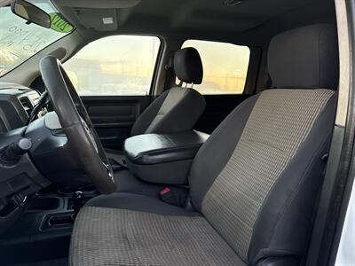 2012 RAM 3500 ST   - Photo 14 - South Sioux City, NE 68776