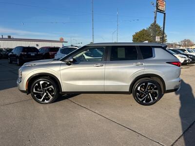 2022 Mitsubishi Outlander SE   - Photo 2 - South Sioux City, NE 68776