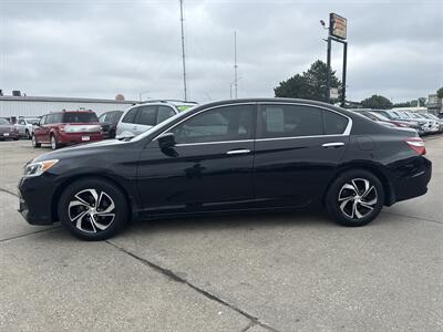 2017 Honda Accord LX   - Photo 3 - South Sioux City, NE 68776