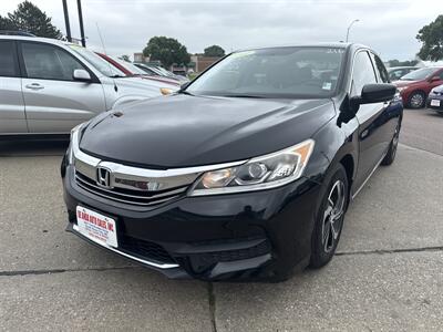 2017 Honda Accord LX   - Photo 1 - South Sioux City, NE 68776