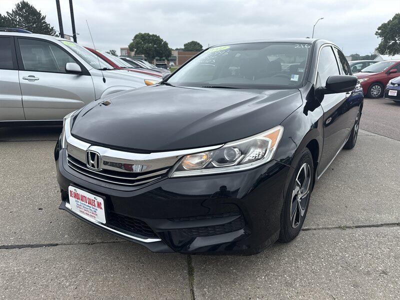 2017 Honda Accord LX - Photo 1 - South Sioux City, NE 68776