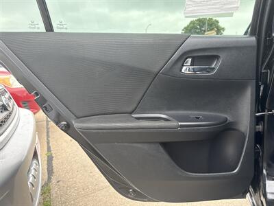 2017 Honda Accord LX   - Photo 17 - South Sioux City, NE 68776