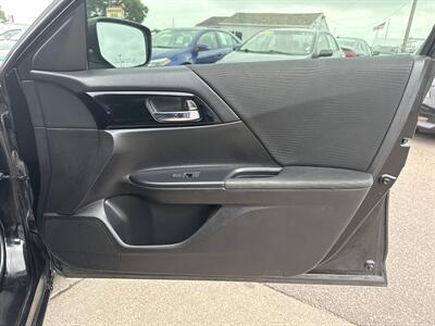 2017 Honda Accord LX   - Photo 20 - South Sioux City, NE 68776