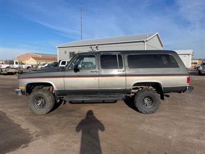 1990 GMC Suburban V1500   - Photo 3 - South Sioux City, NE 68776