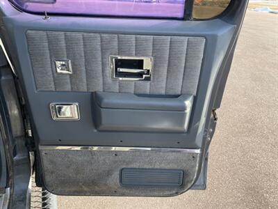 1990 GMC Suburban V1500   - Photo 24 - South Sioux City, NE 68776