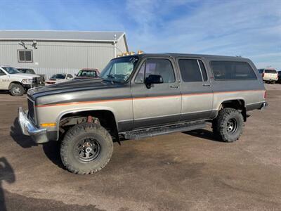 1990 GMC Suburban V1500   - Photo 2 - South Sioux City, NE 68776