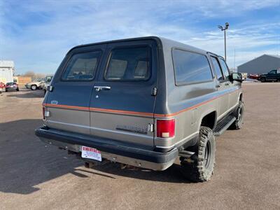 1990 GMC Suburban V1500   - Photo 7 - South Sioux City, NE 68776
