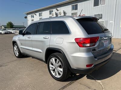 2011 Jeep Grand Cherokee Laredo X   - Photo 3 - South Sioux City, NE 68776