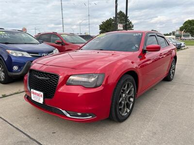 2015 Chrysler 300 Series S   - Photo 1 - South Sioux City, NE 68776