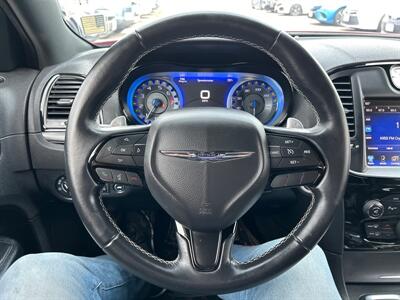 2015 Chrysler 300 Series S   - Photo 24 - South Sioux City, NE 68776