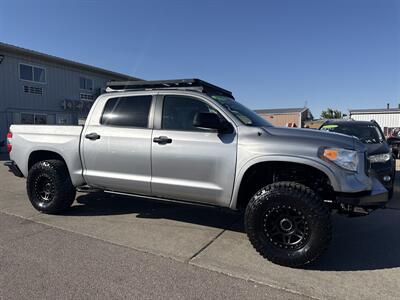2017 Toyota Tundra SR5   - Photo 10 - South Sioux City, NE 68776
