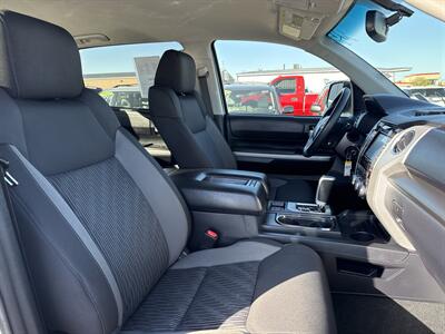 2017 Toyota Tundra SR5   - Photo 19 - South Sioux City, NE 68776