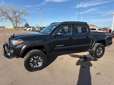 2019 Toyota Tacoma TRD Off-Road   - Photo 2 - South Sioux City, NE 68776