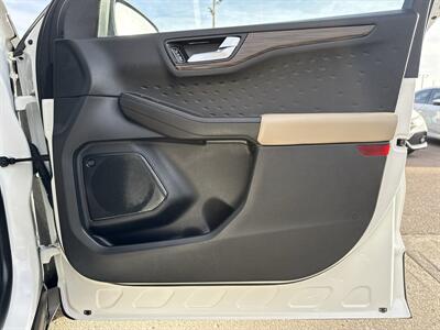 2020 Ford Escape Titanium   - Photo 17 - South Sioux City, NE 68776