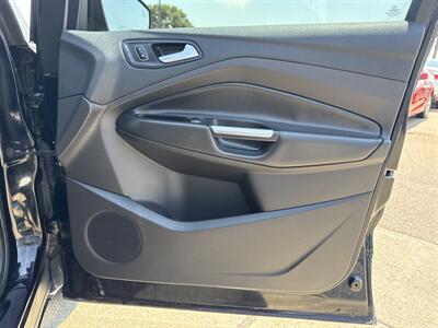 2017 Ford Escape Titanium   - Photo 19 - South Sioux City, NE 68776