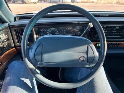 1993 Buick LeSabre Limited   - Photo 16 - South Sioux City, NE 68776