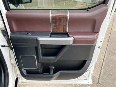 2016 Ford F-150 Platinum   - Photo 17 - South Sioux City, NE 68776