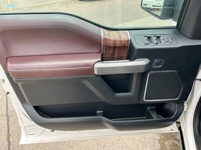 2016 Ford F-150 Platinum   - Photo 11 - South Sioux City, NE 68776