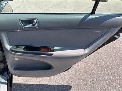 2005 Toyota Camry LE   - Photo 17 - South Sioux City, NE 68776