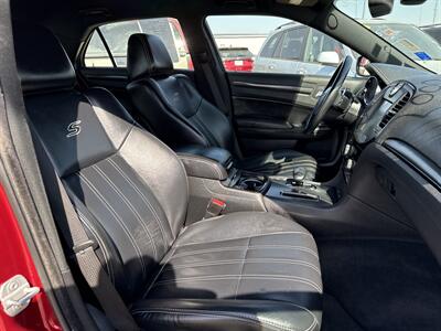 2014 Chrysler 300 Series S   - Photo 19 - South Sioux City, NE 68776