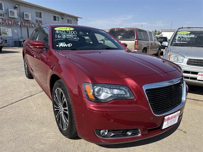 2014 Chrysler 300 Series S   - Photo 11 - South Sioux City, NE 68776