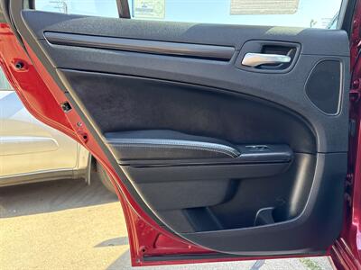 2014 Chrysler 300 Series S   - Photo 17 - South Sioux City, NE 68776