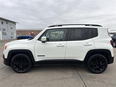 2017 Jeep Renegade Altitude   - Photo 3 - South Sioux City, NE 68776