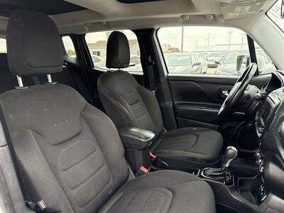 2017 Jeep Renegade Altitude   - Photo 18 - South Sioux City, NE 68776