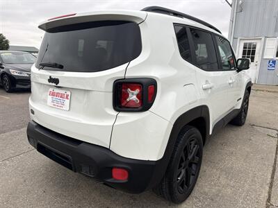2017 Jeep Renegade Altitude   - Photo 7 - South Sioux City, NE 68776