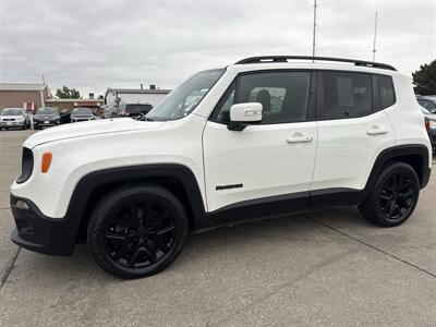 2017 Jeep Renegade Altitude   - Photo 2 - South Sioux City, NE 68776