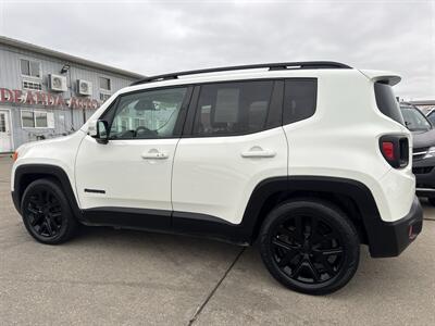 2017 Jeep Renegade Altitude   - Photo 4 - South Sioux City, NE 68776