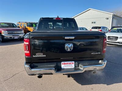 2019 RAM 1500 Laramie   - Photo 4 - South Sioux City, NE 68776