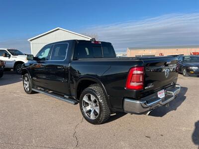 2019 RAM 1500 Laramie   - Photo 3 - South Sioux City, NE 68776