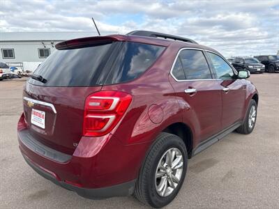 2017 Chevrolet Equinox LT   - Photo 7 - South Sioux City, NE 68776