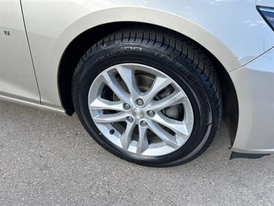 2016 Chevrolet Malibu LT   - Photo 9 - South Sioux City, NE 68776