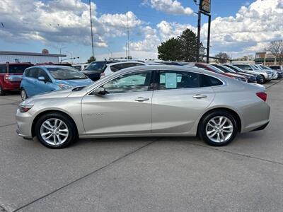 2016 Chevrolet Malibu LT   - Photo 2 - South Sioux City, NE 68776