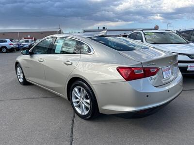 2016 Chevrolet Malibu LT   - Photo 3 - South Sioux City, NE 68776
